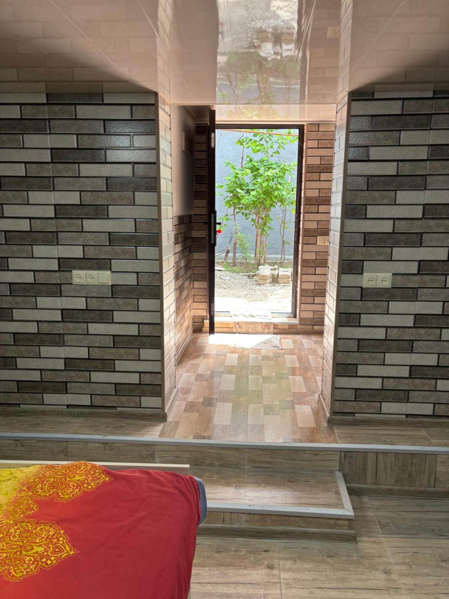 Downtown Guest House Kutaisi Exterior foto